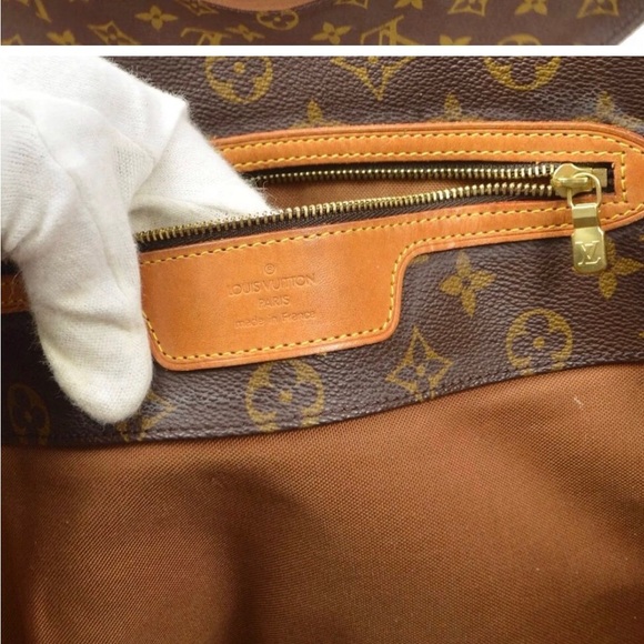 Louis Vuitton Monogram Shoulder Bag - Picture 6 of 9